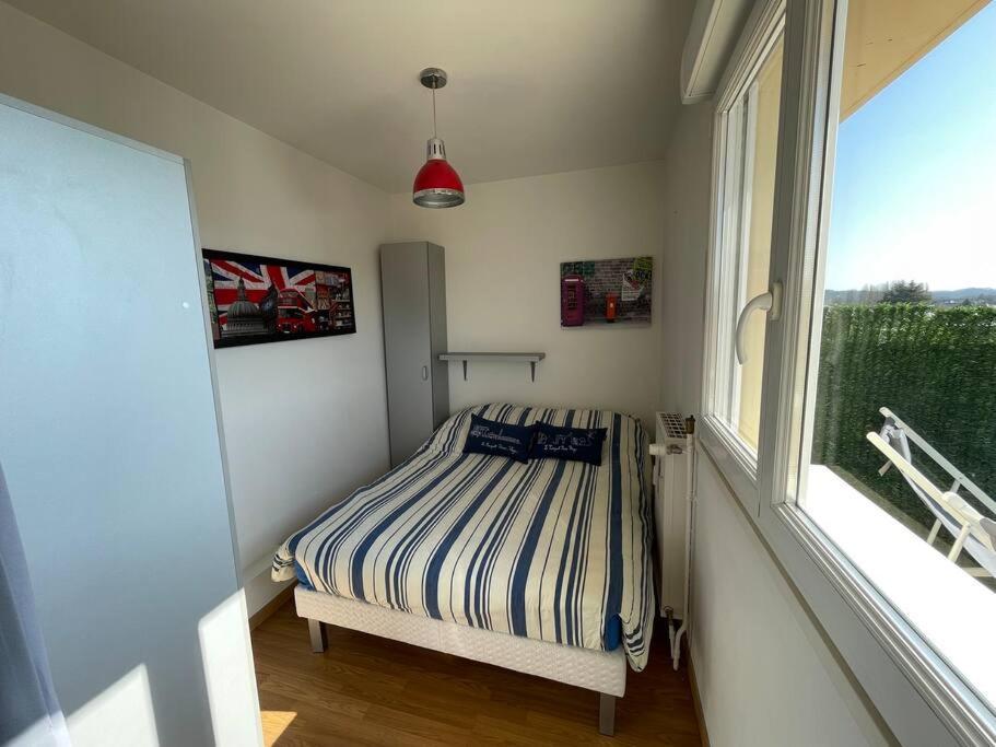 Appartement Chaleureux , Cosy, Bien Equipe Et Bien Place スダン エクステリア 写真