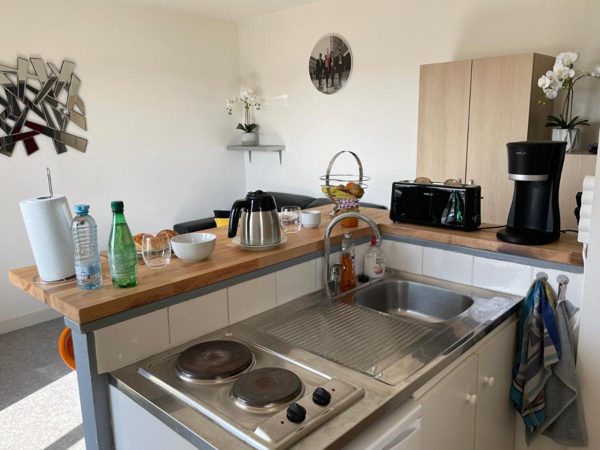 Appartement Chaleureux , Cosy, Bien Equipe Et Bien Place スダン エクステリア 写真